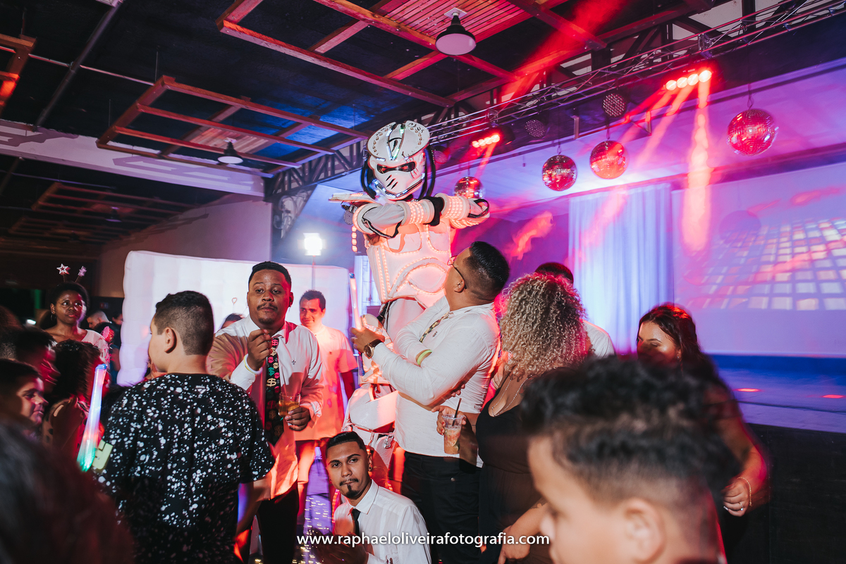 Casamento, sapato de noiva, maquiagem de noiva, vestido de noiva, veu de noiva, traje do noivo, noiva, fotografo de casamento, festa de casamento, decoração de casamento, inspiração para casamentos, raphael oliveira fotografia, fotografo de casamento.