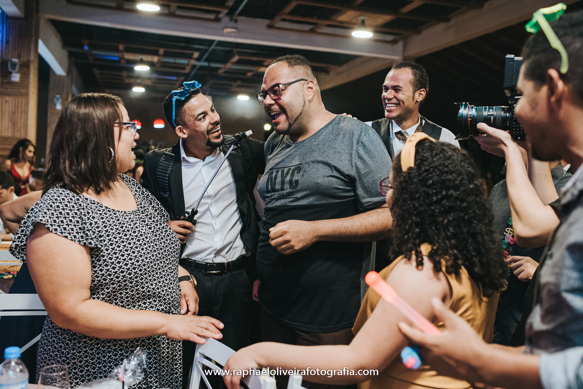 Casamento, sapato de noiva, maquiagem de noiva, vestido de noiva, veu de noiva, traje do noivo, noiva, fotografo de casamento, festa de casamento, decoração de casamento, inspiração para casamentos, raphael oliveira fotografia, fotografo de casamento.