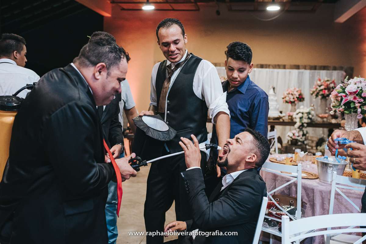Casamento, sapato de noiva, maquiagem de noiva, vestido de noiva, veu de noiva, traje do noivo, noiva, fotografo de casamento, festa de casamento, decoração de casamento, inspiração para casamentos, raphael oliveira fotografia, fotografo de casamento.