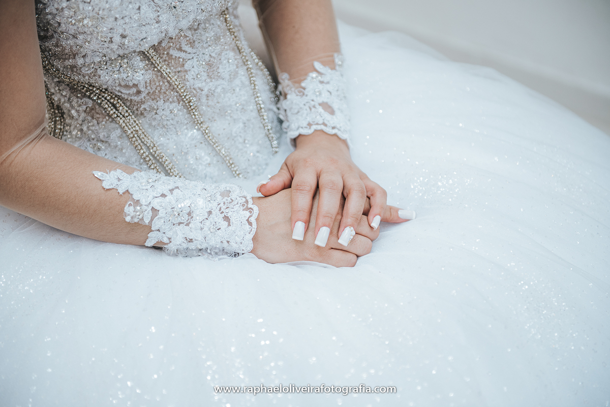 Casamento, sapato de noiva, maquiagem de noiva, vestido de noiva, veu de noiva, traje do noivo, noiva, fotografo de casamento, festa de casamento, decoração de casamento, inspiração para casamentos, raphael oliveira fotografia, fotografo de casamento.