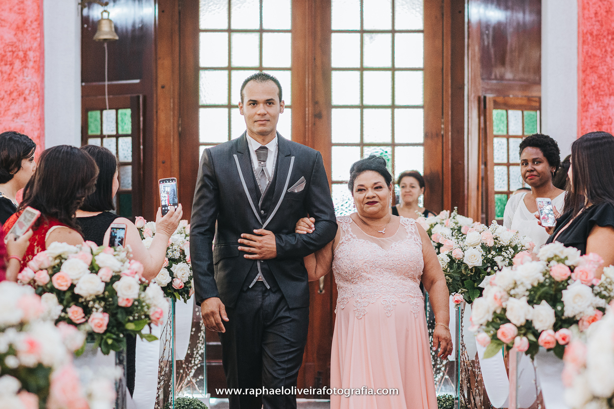 Casamento, sapato de noiva, maquiagem de noiva, vestido de noiva, veu de noiva, traje do noivo, noiva, fotografo de casamento, festa de casamento, decoração de casamento, inspiração para casamentos, raphael oliveira fotografia, fotografo de casamento.