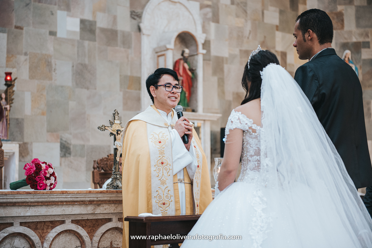 Casamento, sapato de noiva, maquiagem de noiva, vestido de noiva, veu de noiva, traje do noivo, noiva, fotografo de casamento, festa de casamento, decoração de casamento, inspiração para casamentos, raphael oliveira fotografia, fotografo de casamento.