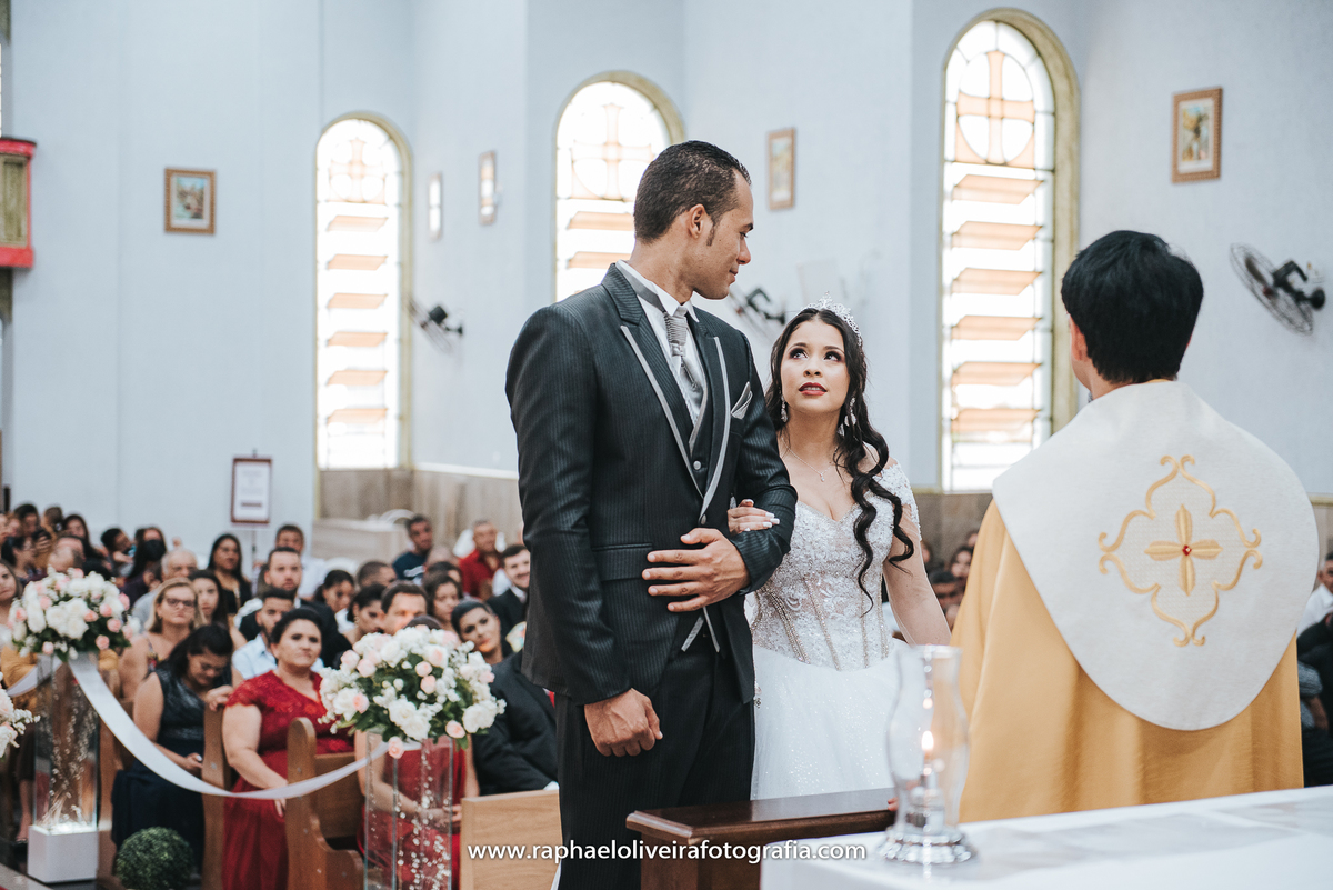 Casamento, sapato de noiva, maquiagem de noiva, vestido de noiva, veu de noiva, traje do noivo, noiva, fotografo de casamento, festa de casamento, decoração de casamento, inspiração para casamentos, raphael oliveira fotografia, fotografo de casamento.