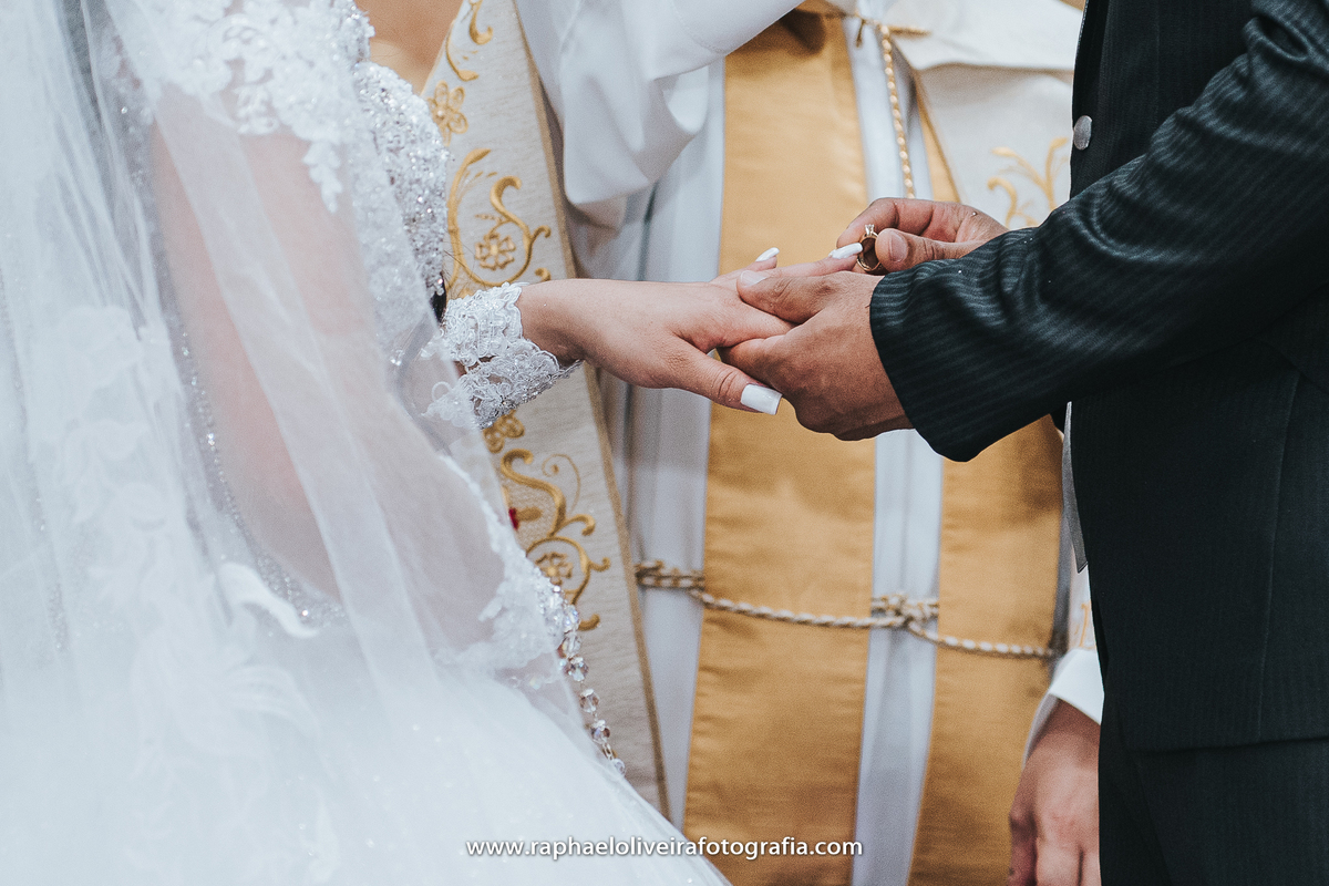 Casamento, sapato de noiva, maquiagem de noiva, vestido de noiva, veu de noiva, traje do noivo, noiva, fotografo de casamento, festa de casamento, decoração de casamento, inspiração para casamentos, raphael oliveira fotografia, fotografo de casamento.