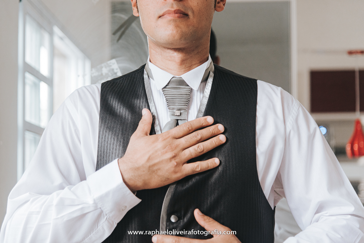 Casamento, sapato de noiva, maquiagem de noiva, vestido de noiva, veu de noiva, traje do noivo, noiva, fotografo de casamento, festa de casamento, decoração de casamento, inspiração para casamentos, raphael oliveira fotografia, fotografo de casamento.