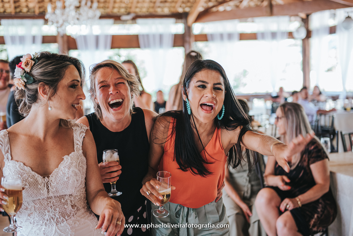 Casamento Sandra e Paty, casamento homoafetivo, casamento gay, casamento lgbt, wedding gay, meninas, casamento de meninas, vestido de noiva, decoração de casamento, ensaio de casal na praia, wedding, raphael oliveira fotografia, raphael oliveira.
