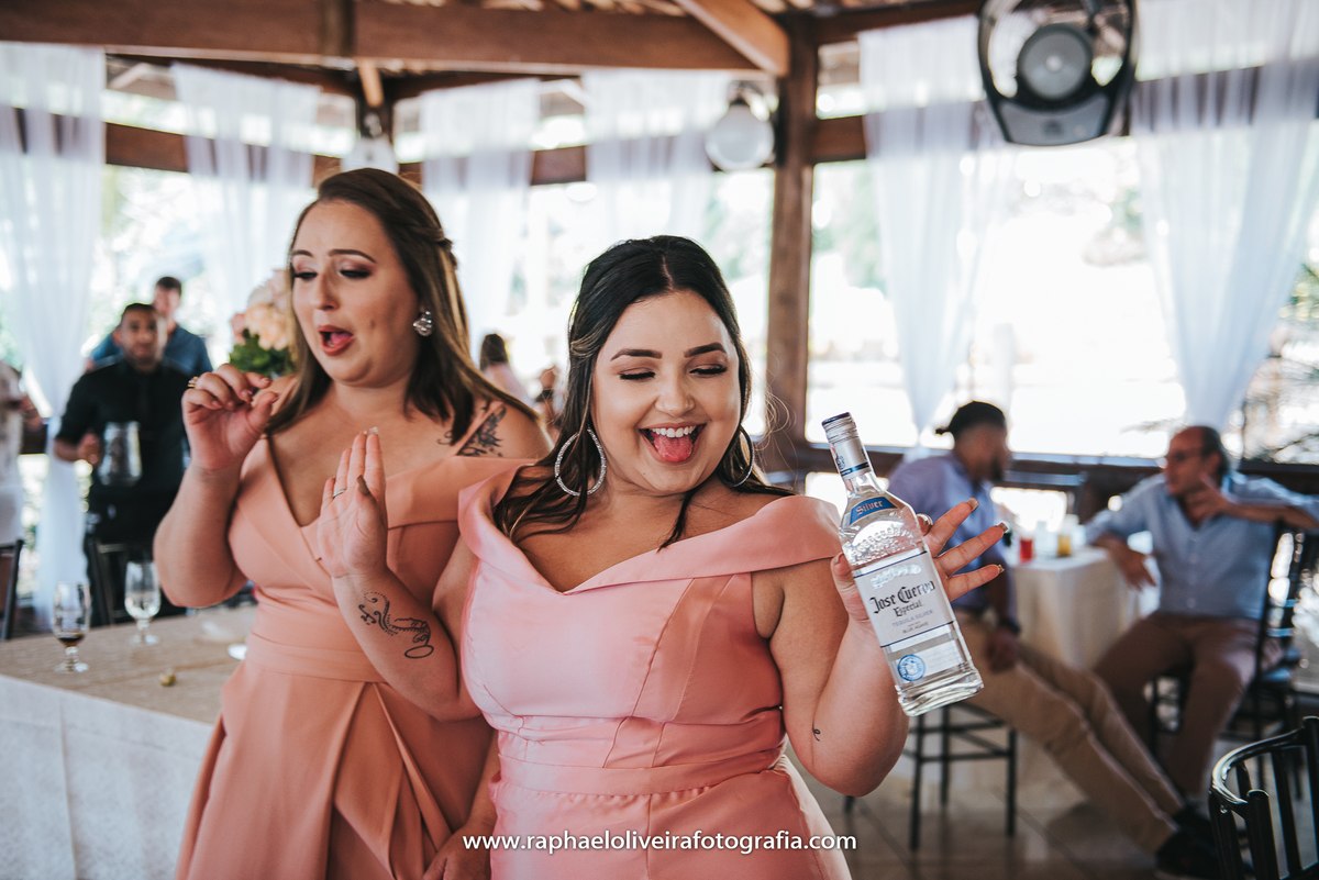 Casamento Sandra e Paty, casamento homoafetivo, casamento gay, casamento lgbt, wedding gay, meninas, casamento de meninas, vestido de noiva, decoração de casamento, ensaio de casal na praia, wedding, raphael oliveira fotografia, raphael oliveira.