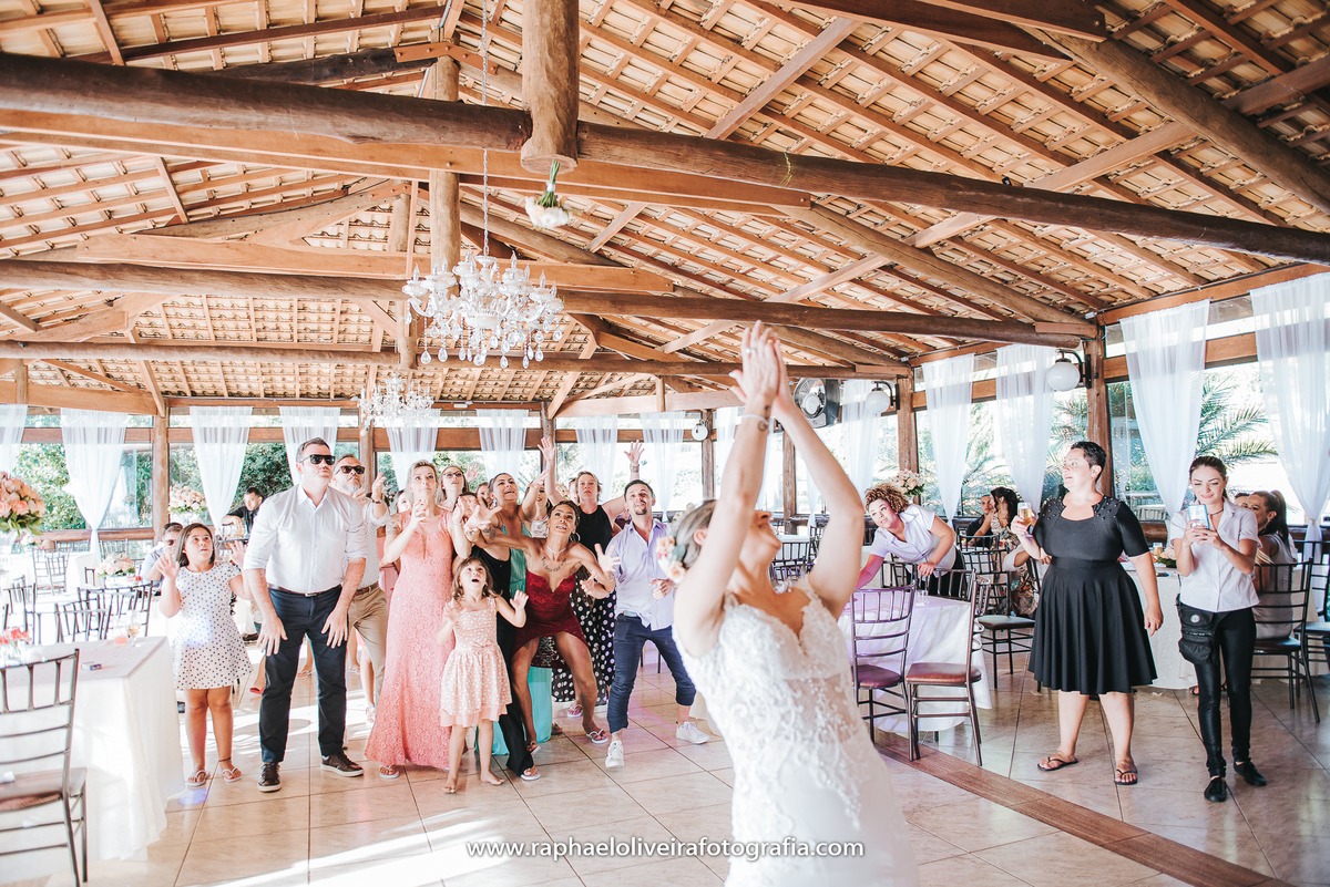 Casamento Sandra e Paty, casamento homoafetivo, casamento gay, casamento lgbt, wedding gay, meninas, casamento de meninas, vestido de noiva, decoração de casamento, ensaio de casal na praia, wedding, raphael oliveira fotografia, raphael oliveira.