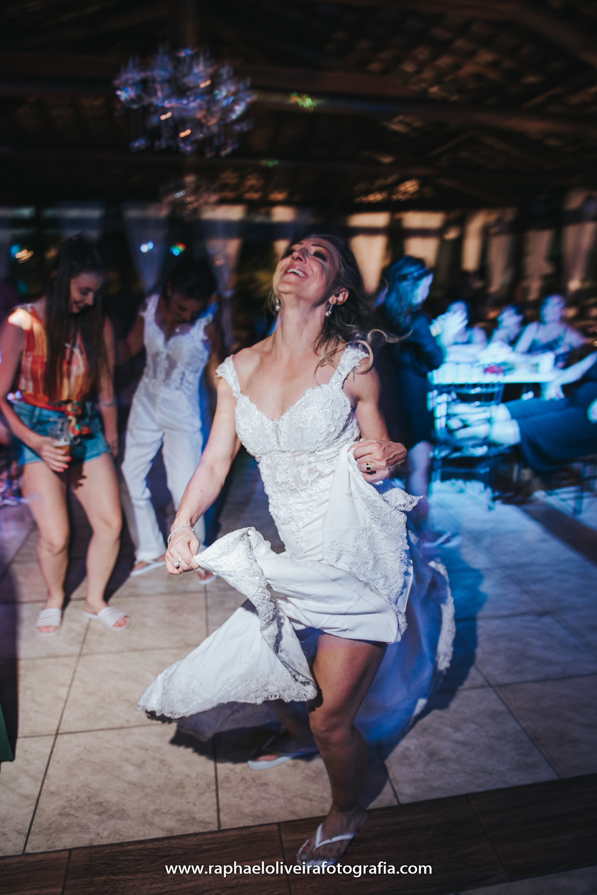 Casamento Sandra e Paty, casamento homoafetivo, casamento gay, casamento lgbt, wedding gay, meninas, casamento de meninas, vestido de noiva, decoração de casamento, ensaio de casal na praia, wedding, raphael oliveira fotografia, raphael oliveira.