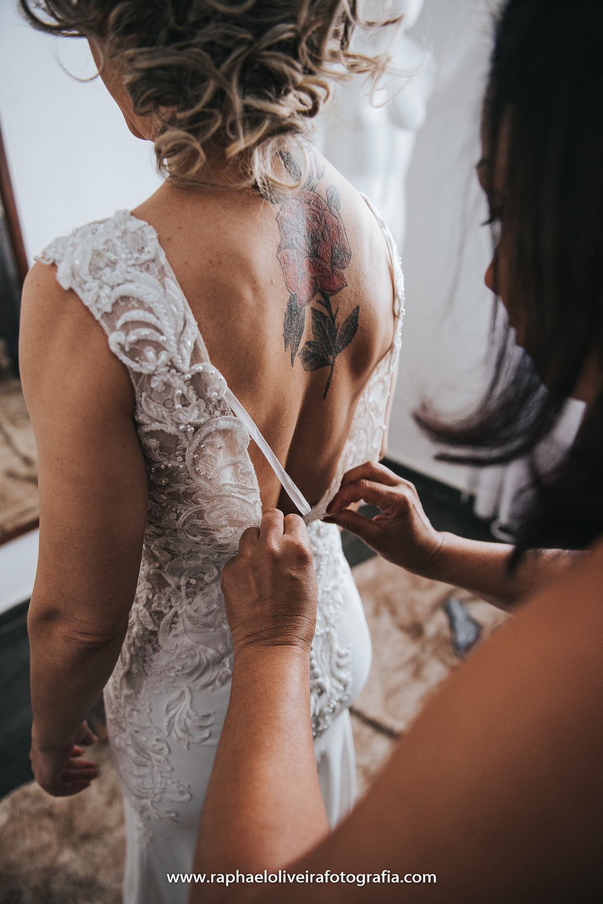 Casamento Sandra e Paty, casamento homoafetivo, casamento gay, casamento lgbt, wedding gay, meninas, casamento de meninas, vestido de noiva, decoração de casamento, ensaio de casal na praia, wedding, raphael oliveira fotografia, raphael oliveira.