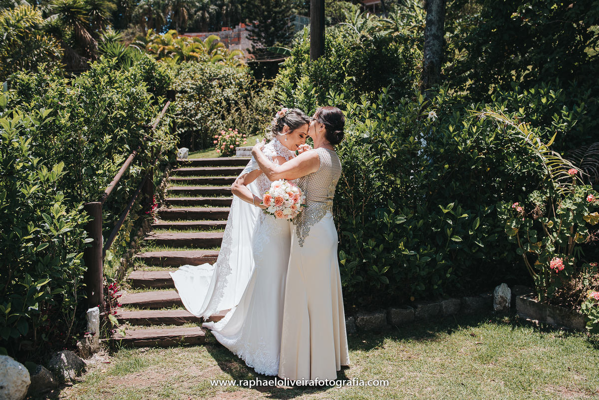 Casamento Sandra e Paty, casamento homoafetivo, casamento gay, casamento lgbt, wedding gay, meninas, casamento de meninas, vestido de noiva, decoração de casamento, ensaio de casal na praia, wedding, raphael oliveira fotografia, raphael oliveira.