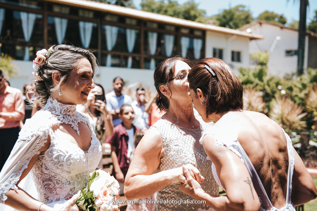 Casamento Sandra e Paty, casamento homoafetivo, casamento gay, casamento lgbt, wedding gay, meninas, casamento de meninas, vestido de noiva, decoração de casamento, ensaio de casal na praia, wedding, raphael oliveira fotografia, raphael oliveira.