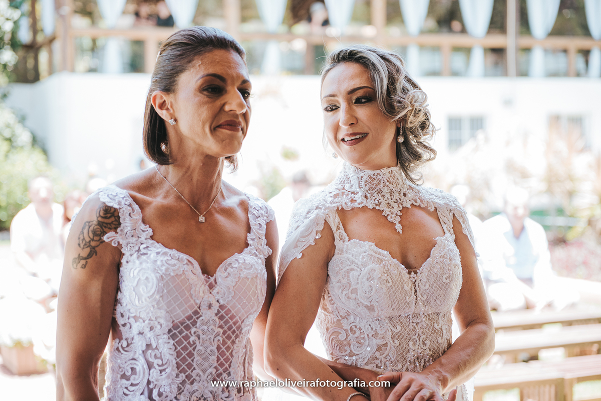 Casamento Sandra e Paty, casamento homoafetivo, casamento gay, casamento lgbt, wedding gay, meninas, casamento de meninas, vestido de noiva, decoração de casamento, ensaio de casal na praia, wedding, raphael oliveira fotografia, raphael oliveira.