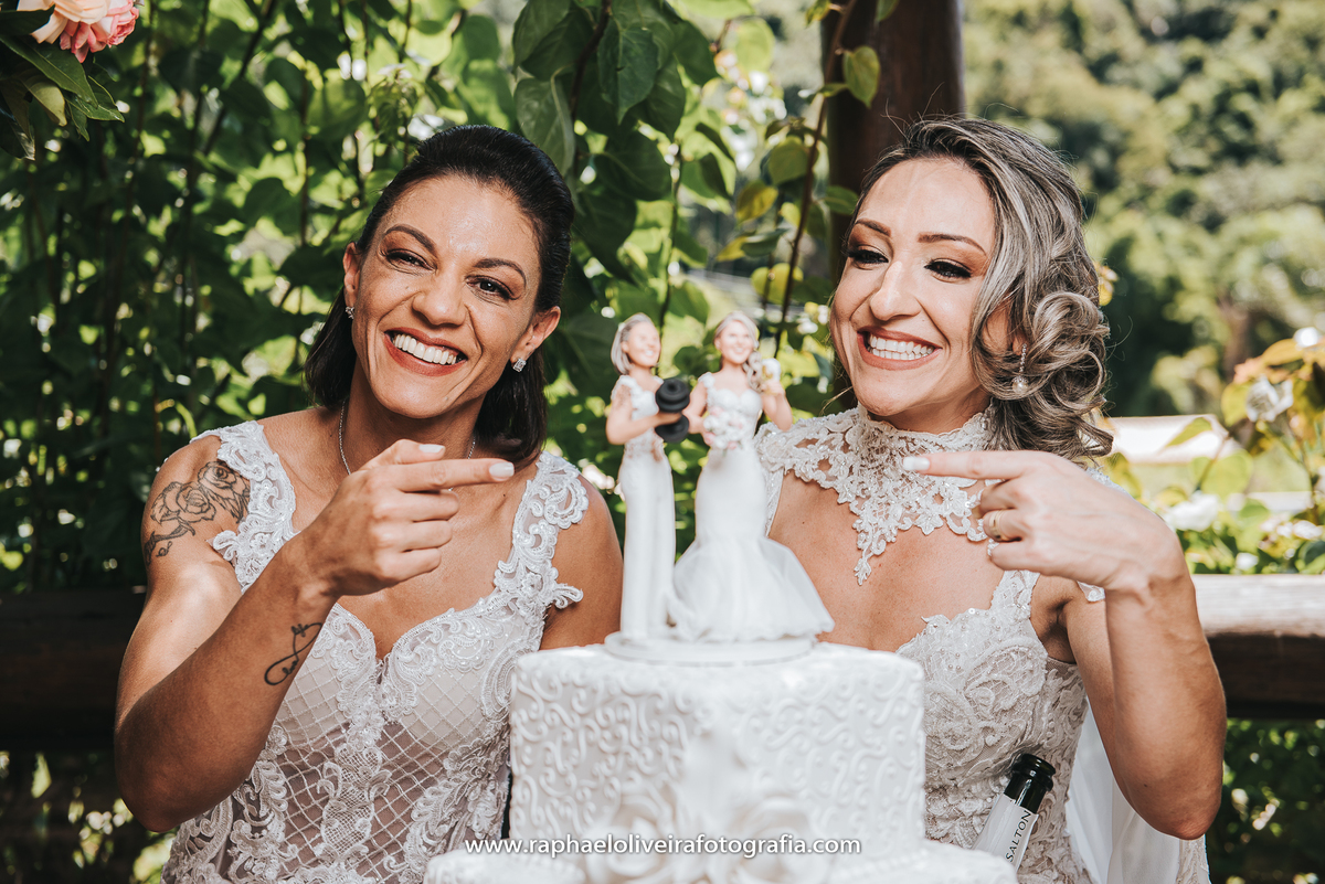 Casamento Sandra e Paty, casamento homoafetivo, casamento gay, casamento lgbt, wedding gay, meninas, casamento de meninas, vestido de noiva, decoração de casamento, ensaio de casal na praia, wedding, raphael oliveira fotografia, raphael oliveira.
