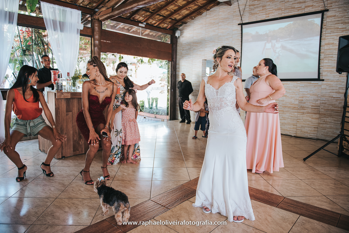 Casamento Sandra e Paty, casamento homoafetivo, casamento gay, casamento lgbt, wedding gay, meninas, casamento de meninas, vestido de noiva, decoração de casamento, ensaio de casal na praia, wedding, raphael oliveira fotografia, raphael oliveira.