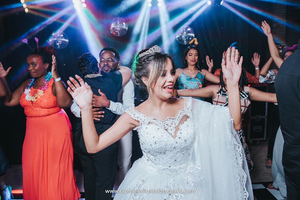 Casamento, making of da noiva, making of do noivo, cerimônia de casamento, pré-casamento, festa, espaço Evergreen, decoração de casamento, inspiração para casamento, fotografo de casamento, casamento de pessoas, raphael oliveira fotografia