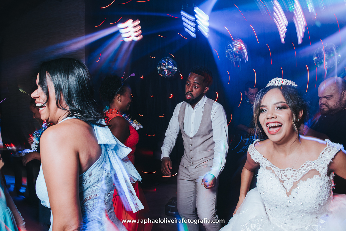 Casamento, making of da noiva, making of do noivo, cerimônia de casamento, pré-casamento, festa, espaço Evergreen, decoração de casamento, inspiração para casamento, fotografo de casamento, casamento de pessoas, raphael oliveira fotografia