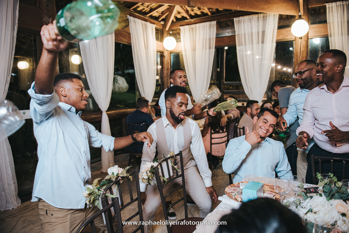 Casamento, making of da noiva, making of do noivo, cerimônia de casamento, pré-casamento, festa, espaço Evergreen, decoração de casamento, inspiração para casamento, fotografo de casamento, casamento de pessoas, raphael oliveira fotografia