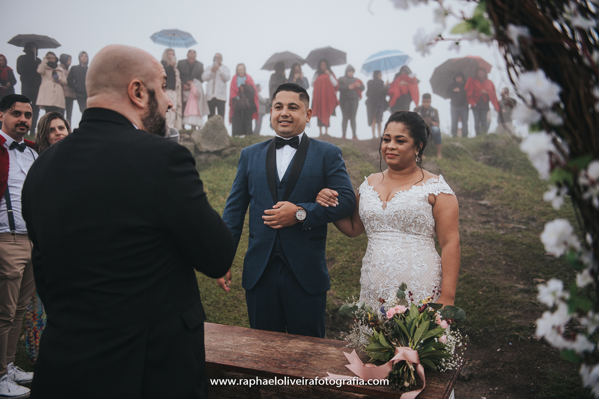 Casamento, making of da noiva, making of do noivo, cerimônia de casamento, pré-casamento, Pico olho d'agua, fotografia de casamento, decoração de casamento, inspiração para casamento, elopement Wedding, casamento na montanha, raphael oliveira fotografia