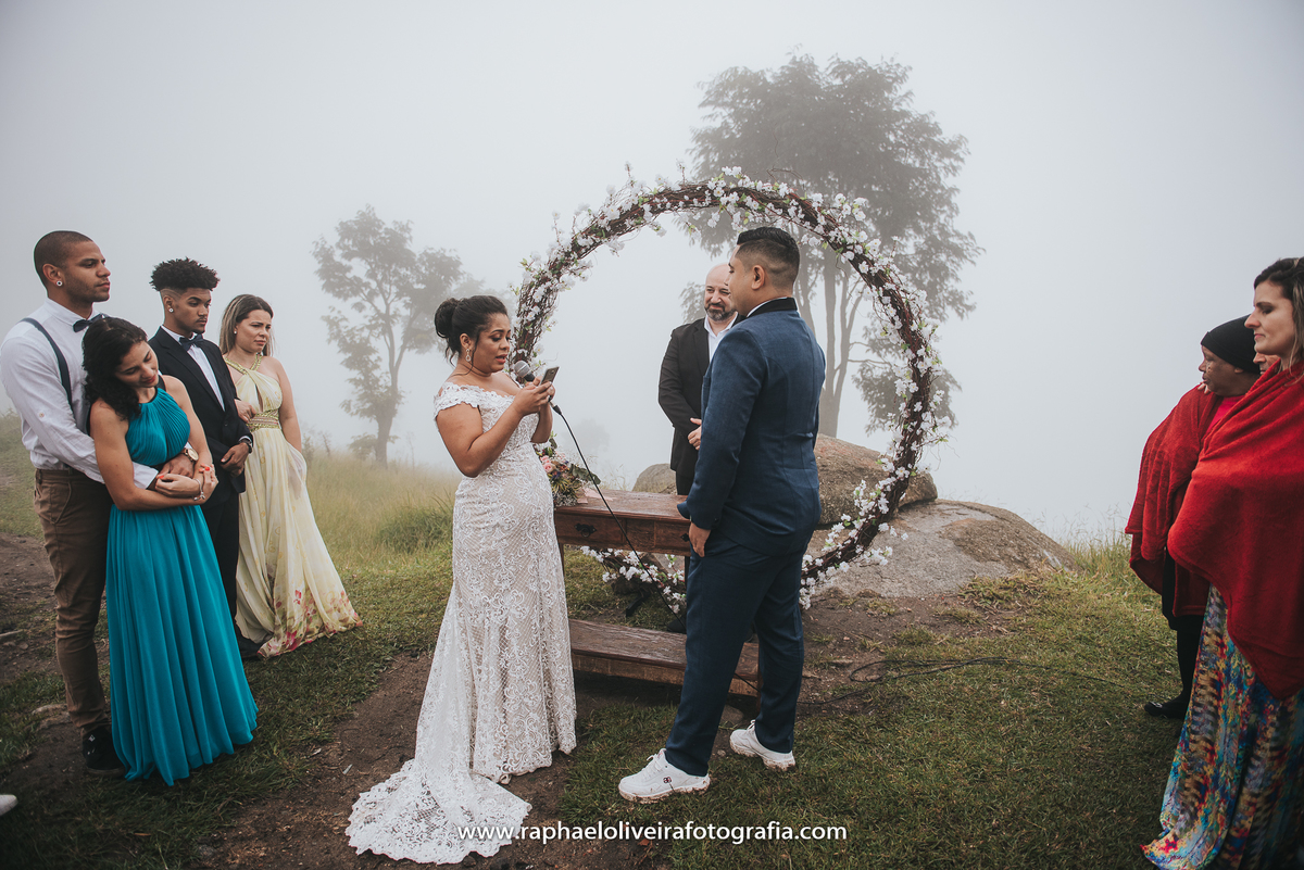 Casamento, making of da noiva, making of do noivo, cerimônia de casamento, pré-casamento, Pico olho d'agua, fotografia de casamento, decoração de casamento, inspiração para casamento, elopement Wedding, casamento na montanha, raphael oliveira fotografia