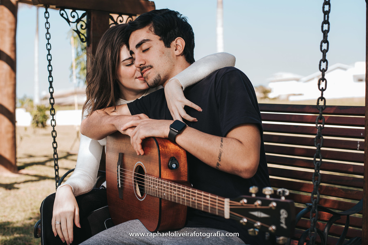 Ensaio incrível em avaré, ensaio pré casamento, pre-wedding, casamento, inspiração para ensaio, poses de ensaio, ensaio de casal, raphael oliveira fotografia, ensaio no campo, fotografo de casamento em são paulo, fotografo barueri, fotografo de ensaio.