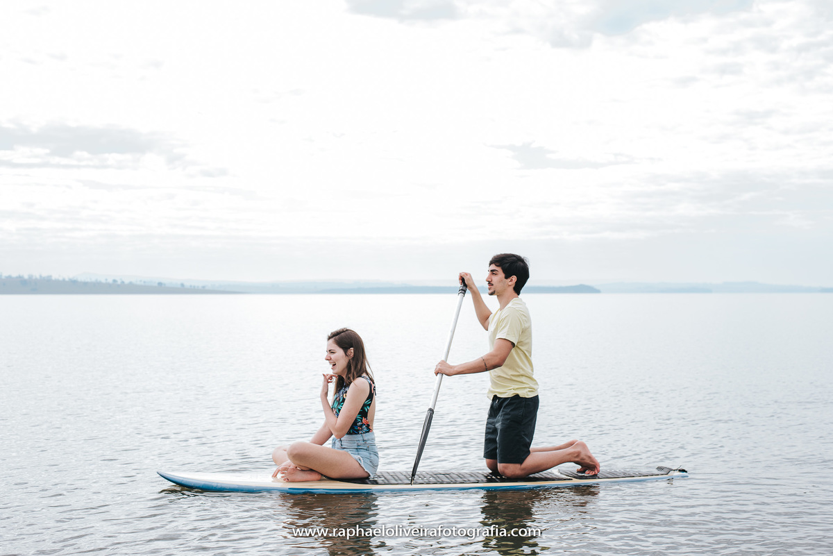 Ensaio incrível em avaré, ensaio pré casamento, pre-wedding, casamento, inspiração para ensaio, poses de ensaio, ensaio de casal, raphael oliveira fotografia, ensaio no campo, fotografo de casamento em são paulo, fotografo barueri, fotografo de ensaio.