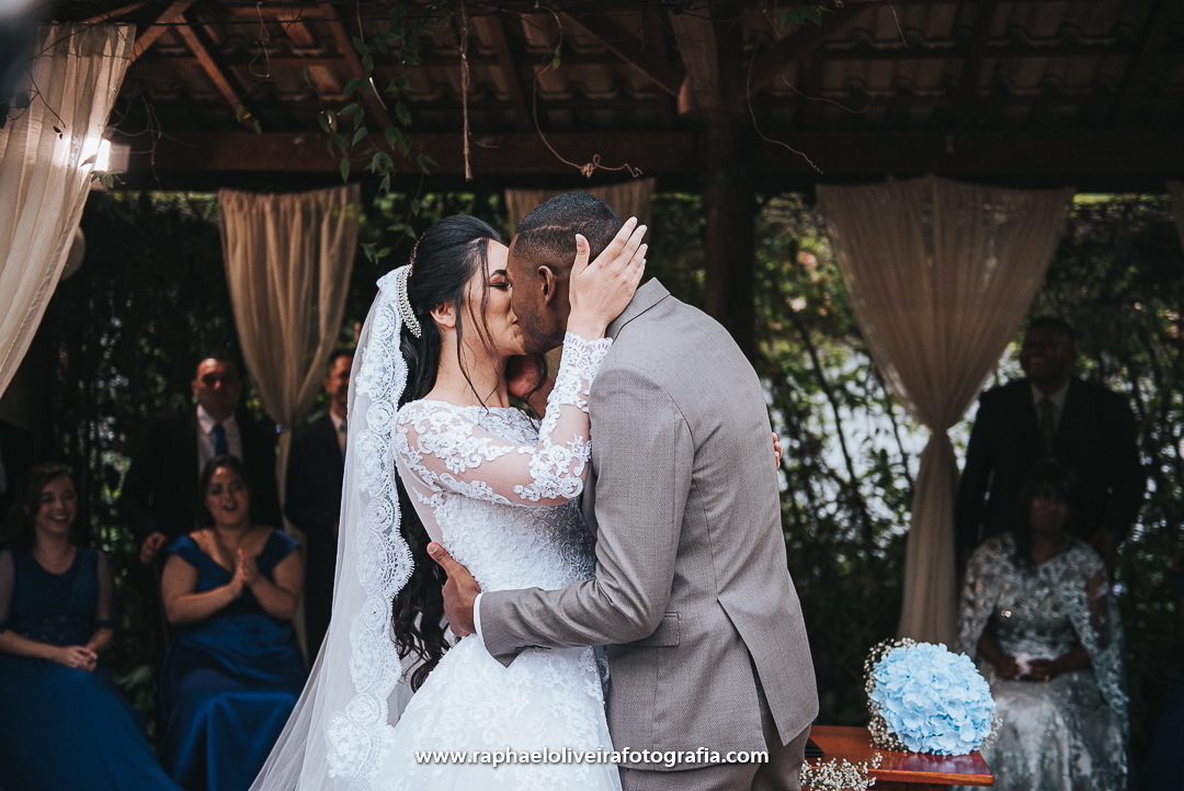 Decoração de casamento, casamento no campo, mesa do bolo, noiva, fotografo de casamento, inspiração para casamento, ideias de casamento, raphael oliveira fotografia, ensaio pré-wedding, casamento, vestido de noiva, madrinhas de casamento.