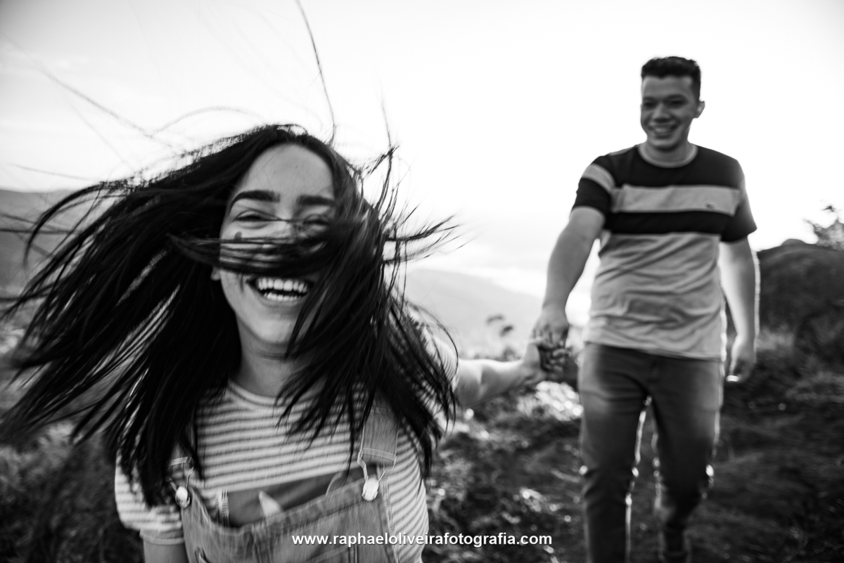 pré-casamento, pre-wedding, ensaio de casal, ensaio fotografico, lugares para pre wedding, fotografo de casamento são paulo, poses para fotos, inspiração para ensaio fotografico, nascer do sol, pre-wedding no nascer do sol.