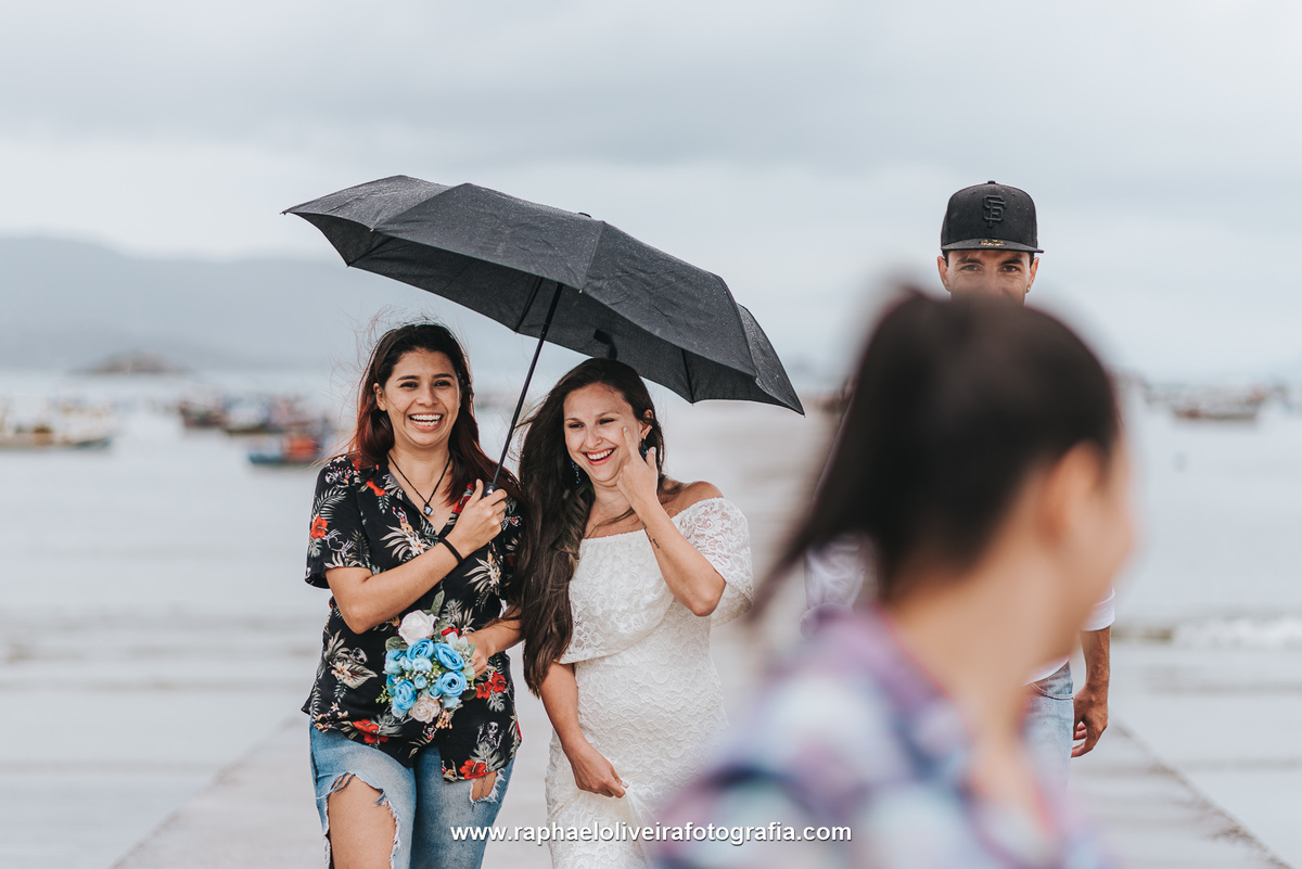 Ensaio pré casamento na praia, pre wedding na praia, praia, guaruja, ensaio de casal, raphael oliveira fotografia, fotografo de casamento, fotografo de ensaio, fotografo, inspiração para ensaio pre wedding, ideias para pre wedding