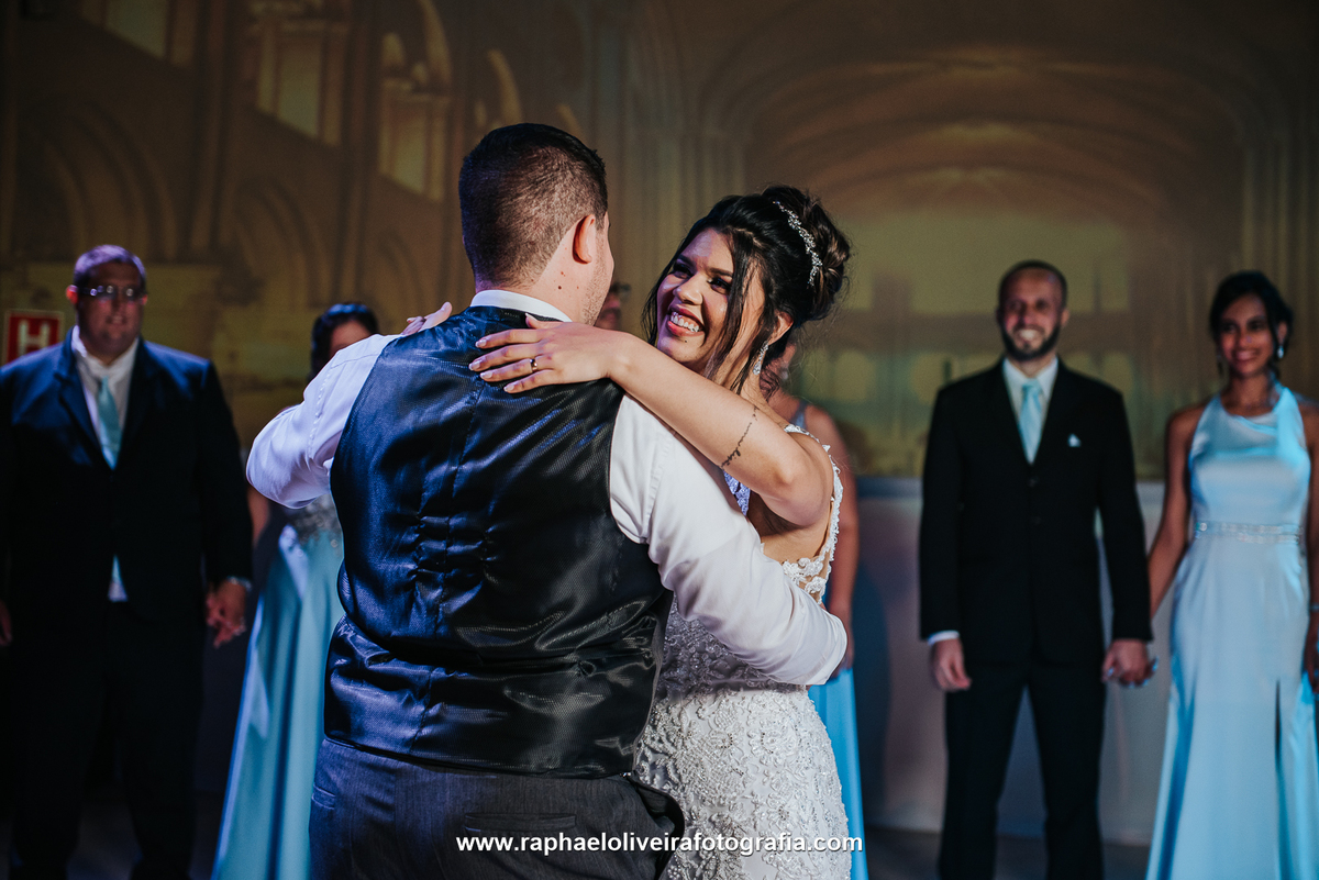 Casamento mari e vini, casamento, espaço armazem, armazem, raphael oliveira fotografia, vestido de noiva, noiva, noivo, make de noiva, carro da noiva, casamento em são paulo, fotografo de casamento são paulo, ensaio pre-wedding