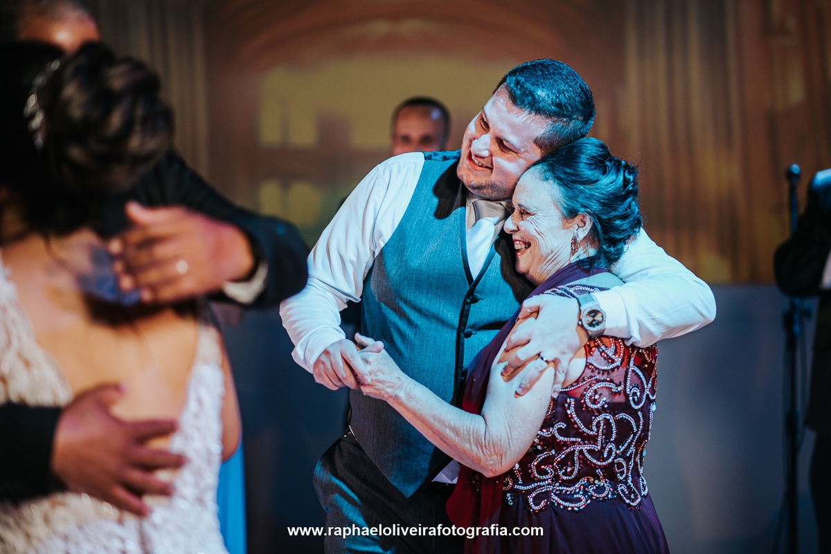 Casamento mari e vini, casamento, espaço armazem, armazem, raphael oliveira fotografia, vestido de noiva, noiva, noivo, make de noiva, carro da noiva, casamento em são paulo, fotografo de casamento são paulo, ensaio pre-wedding