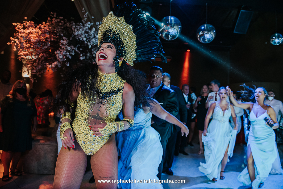 Casamento mari e vini, casamento, espaço armazem, armazem, raphael oliveira fotografia, vestido de noiva, noiva, noivo, make de noiva, carro da noiva, casamento em são paulo, fotografo de casamento são paulo, ensaio pre-wedding