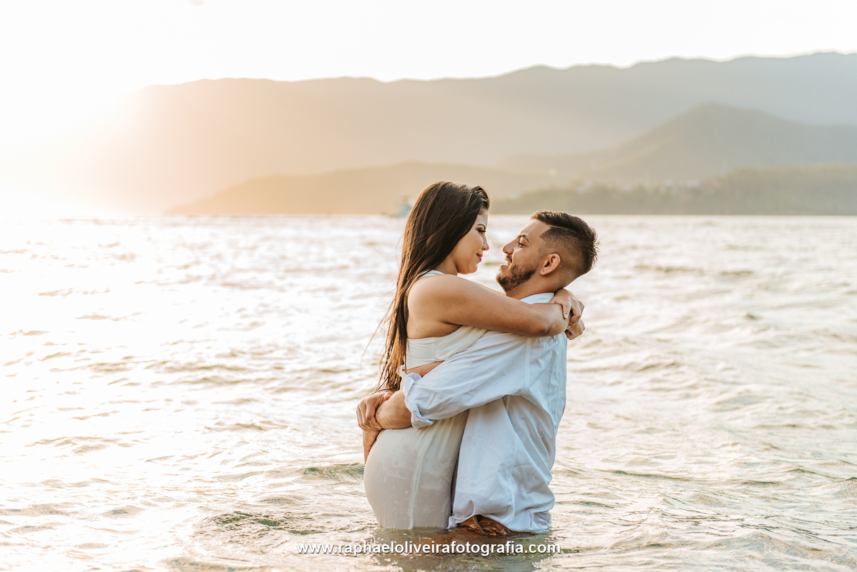 Ensaio incrivel em ilha bela, ensaio pre casamento, ilha bela, ensaio de casal, ensaio fotografico, ensaio na praia, raphael oliveira fotografia, ensaio pre wedding em ilha bela, fotografo de casamento, vestido de noiva, ensaio fotografico