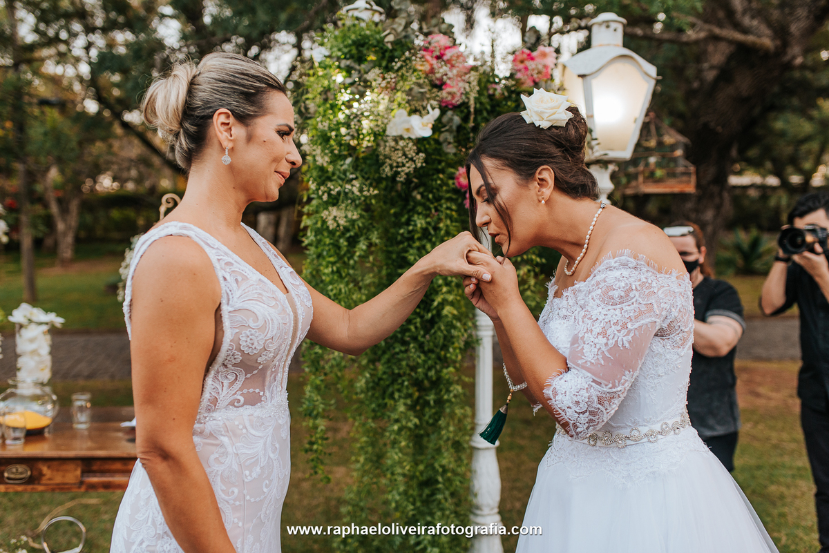 casamento de meninas, casamento gay, casamento lesbica, gay, casamento, LGBTQI+, fotografo de ensaio, fotografo de casamento gay, raphael oliveira fotografia, fotografo de casamento gay, casal de meninas, casal de lesbica, ensaio gay