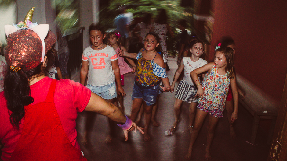 dança maluca com recreadora