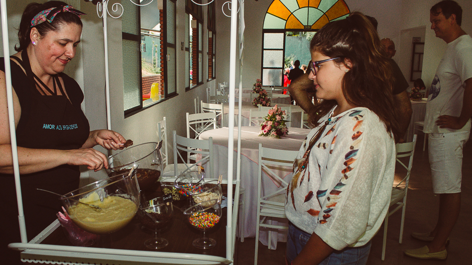 variedade de brigadeiro na festa da Paola 
