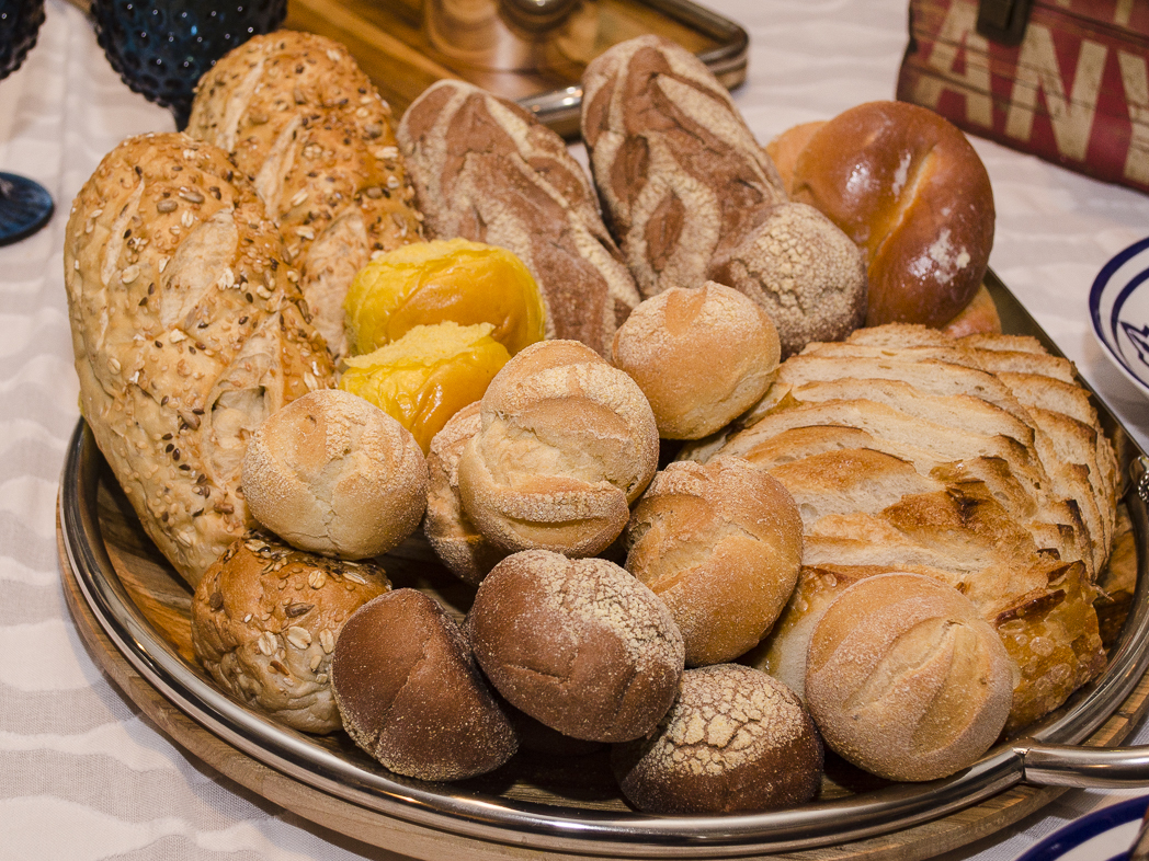 pães da Pão D'oro em café da manha 