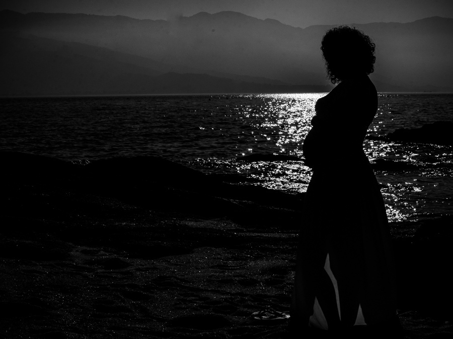 fotografia da silhueta da gestante  