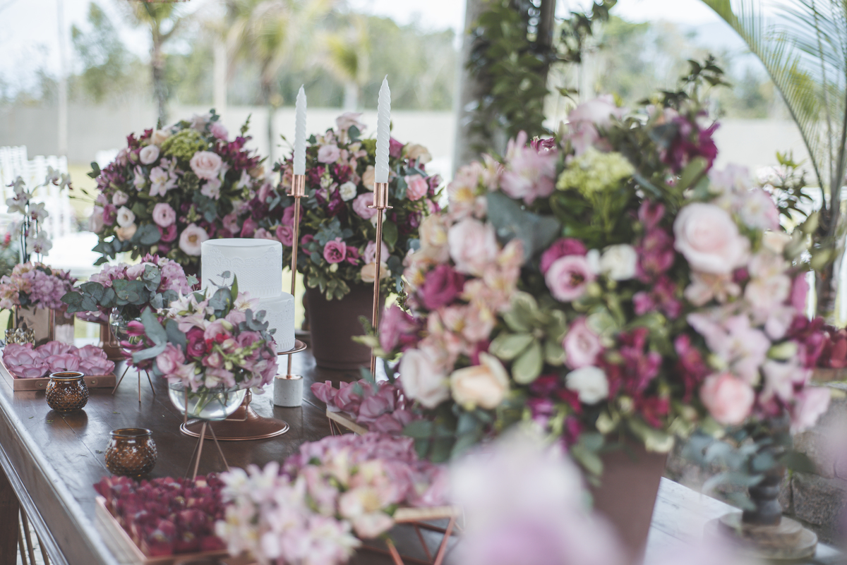 mesa do bolo do casamento