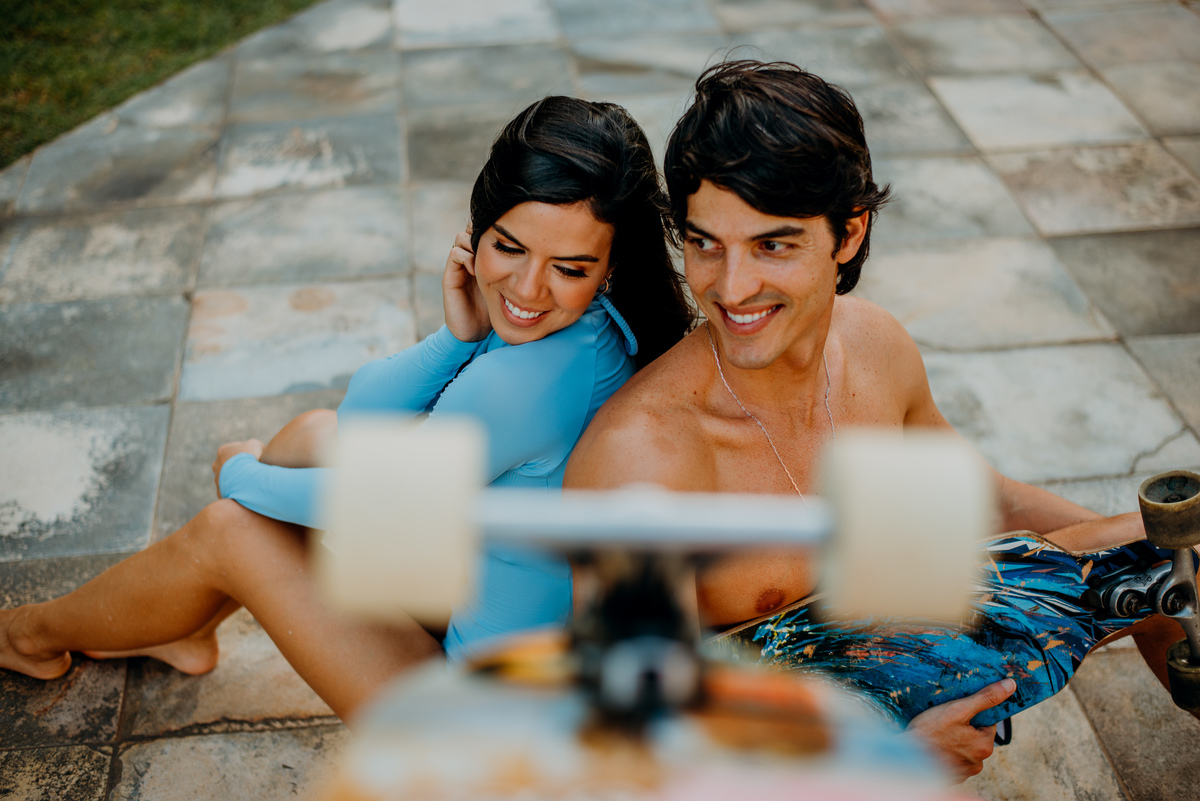 Ensaio de casal surfista por fotógrafo em fortaleza 