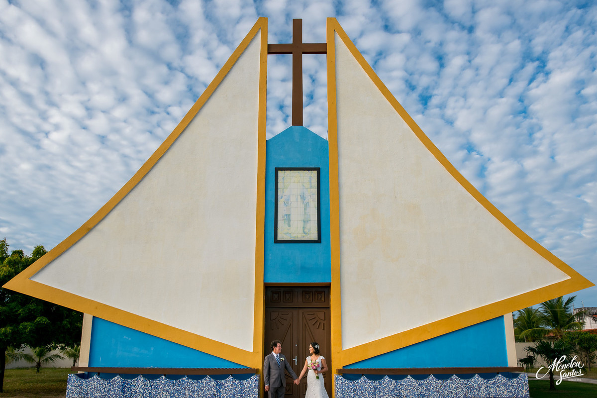 Casamento na praia com cerimônia religiosa realizada na Igreja Nossa Senhora das Graças na Tabuba -Ce e Recepção na Solarium da Tabuba.