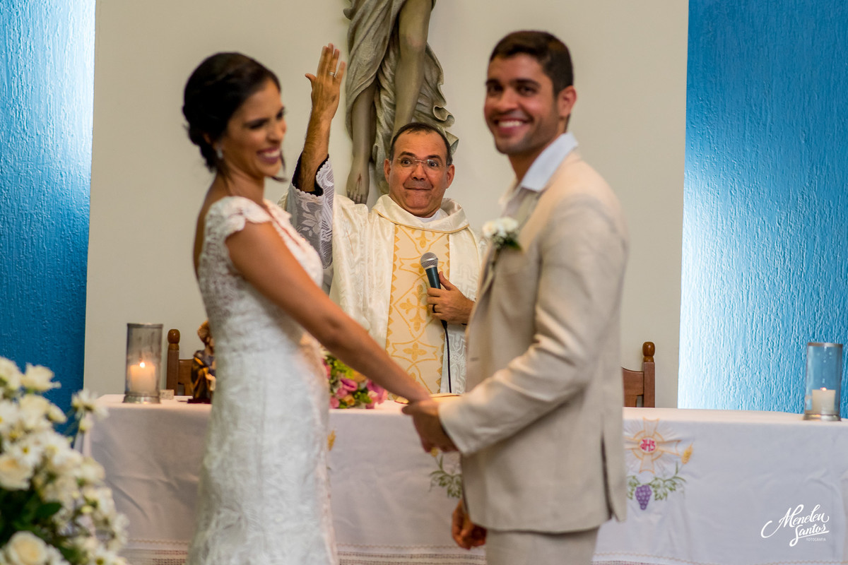 Casamento na praia com cerimônia religiosa realizada na Igreja Nossa Senhora das Graças na Tabuba -Ce e Recepção na Solarium da Tabuba com Padre Fernando