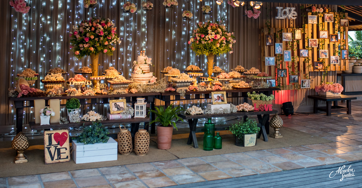 Casamento na praia com cerimônia religiosa realizada na Igreja Nossa Senhora das Graças na Tabuba -Ce e Recepção na Solarium da Tabuba.
