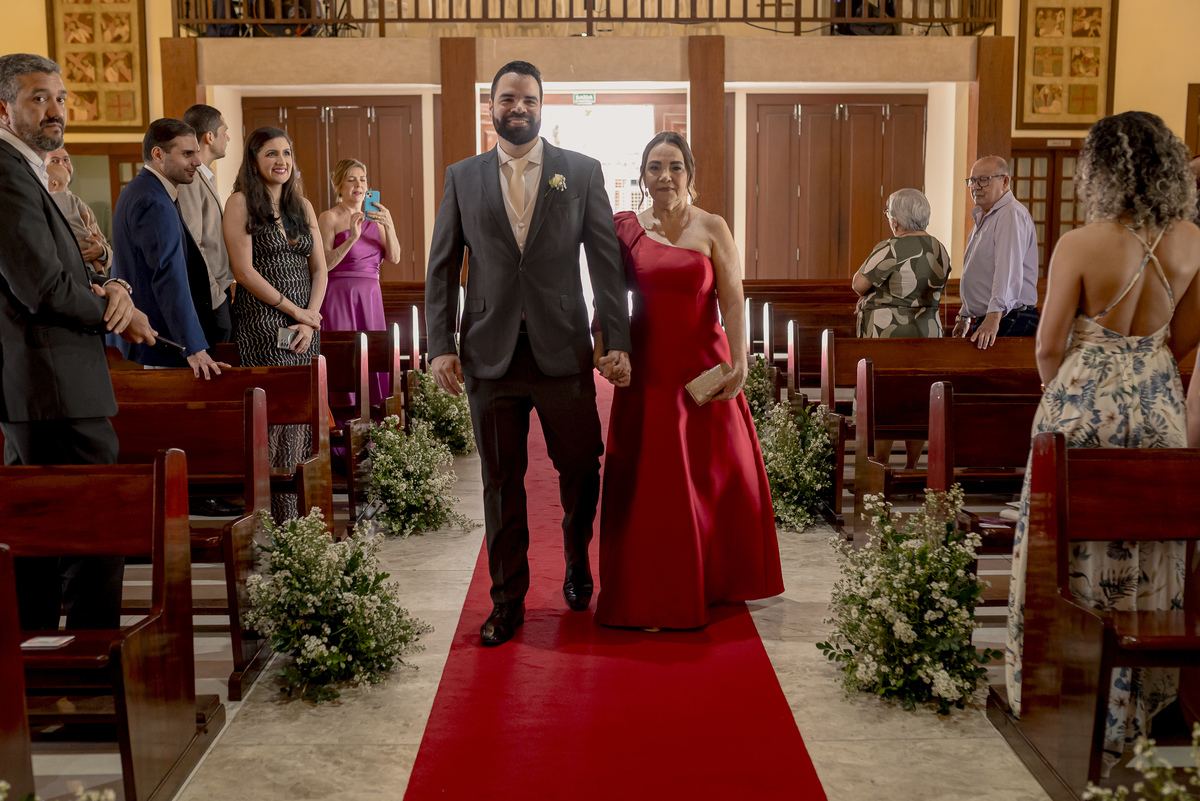 Casamento Religioso na Igreja São João Eudes com fotógrafo de casamento em Fortaleza