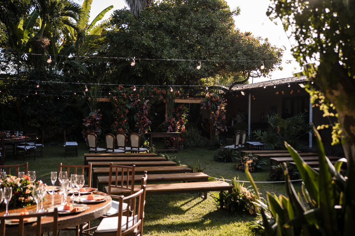 Casamento ao ar livre no Espaço Hibisco em fortaleza