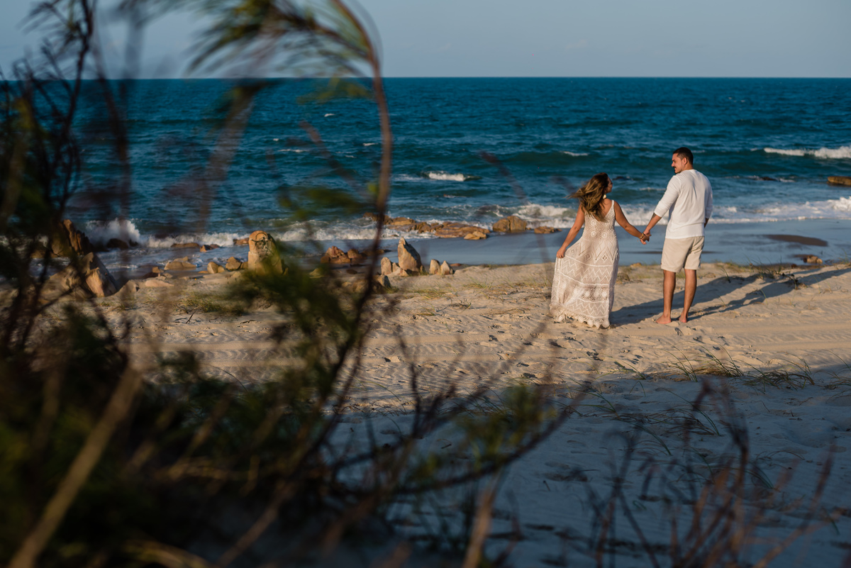 Ensaio de casal na praia do barro preto -CE