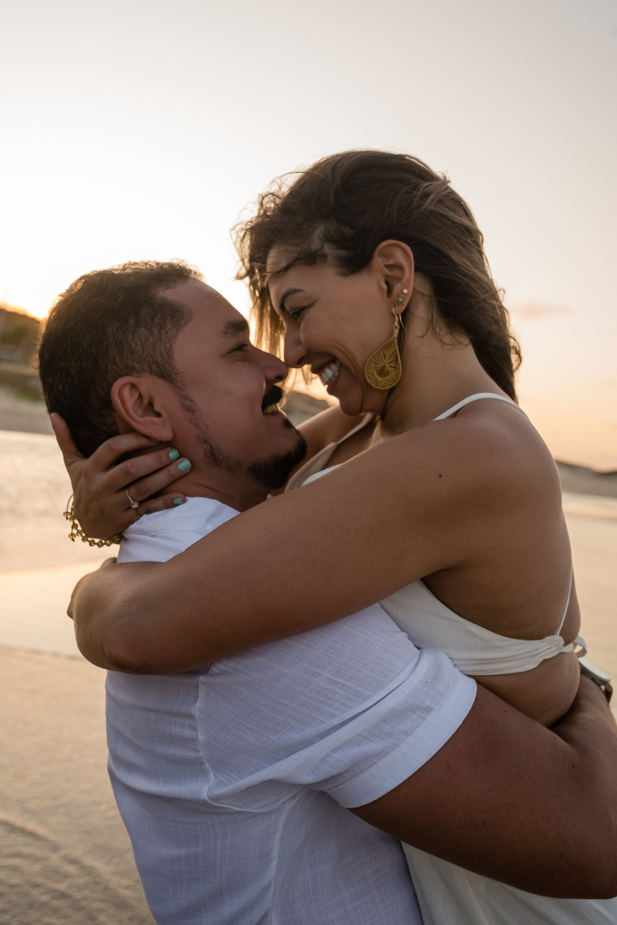 Ensaio de casal na praia do barro preto -CE