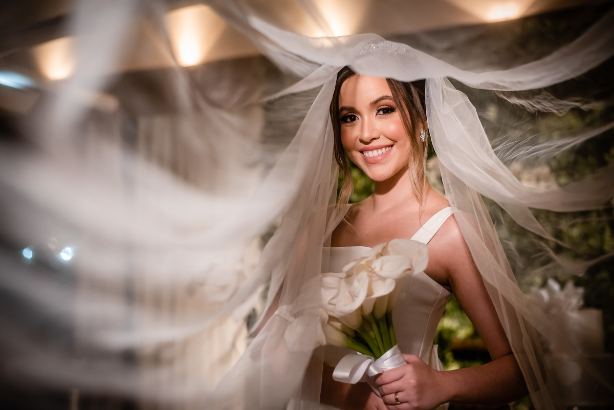 Fotos da noiva com o véu
