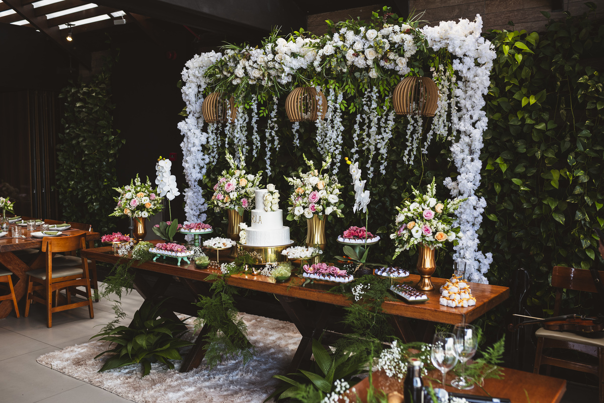 Decoração de Mini wedding em restaurante em fortaleza