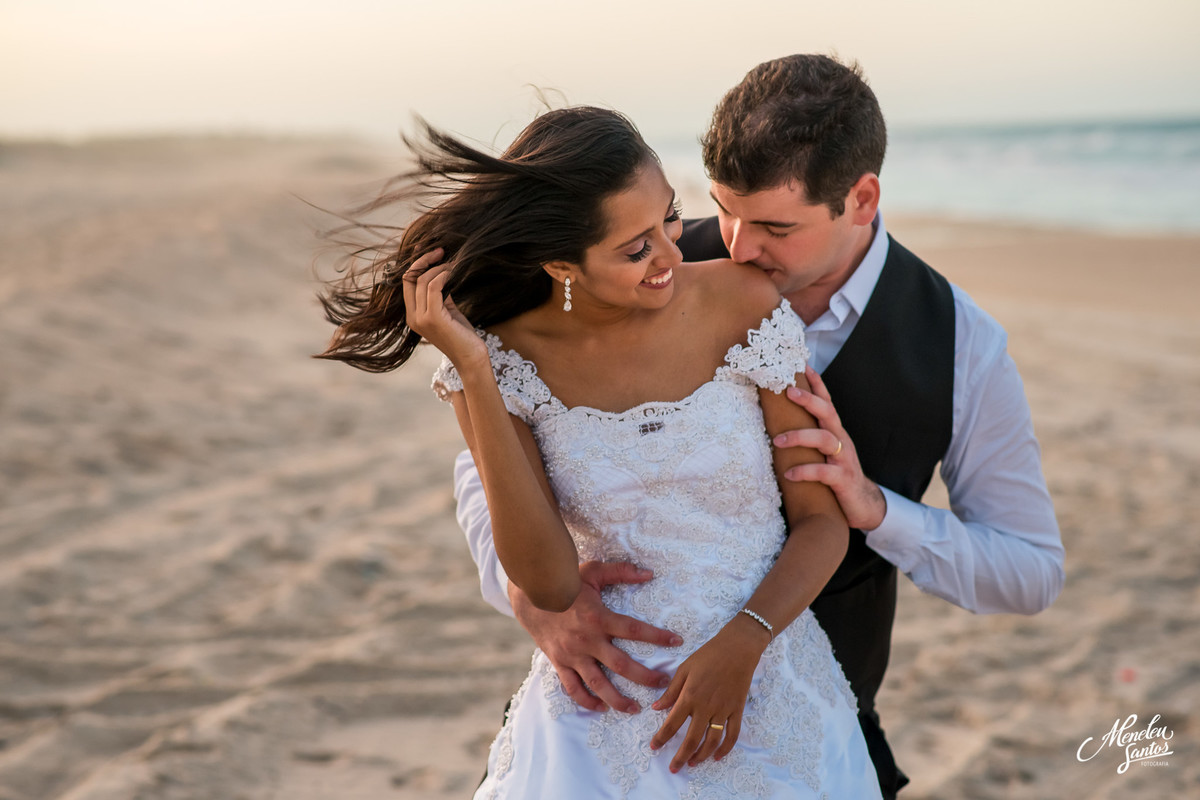 Ensaio externo de casal no mandara lanai no porto das dunas